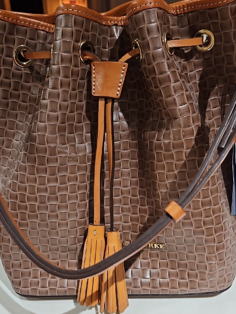 🤎 BIG WEEKEND SALE Dooney & Bourke Taupe Drawstring Hobo Bag - Picture 16 of 16